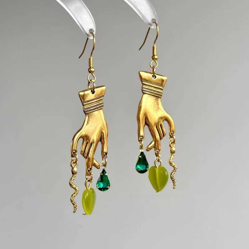 Alien-shaped Heart Earrings