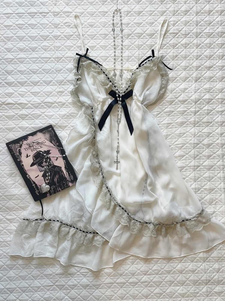 French Retro White Suspender Dress
