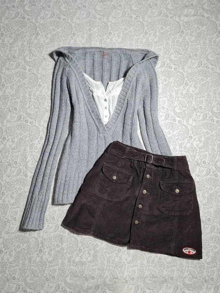 gray hooded sweater