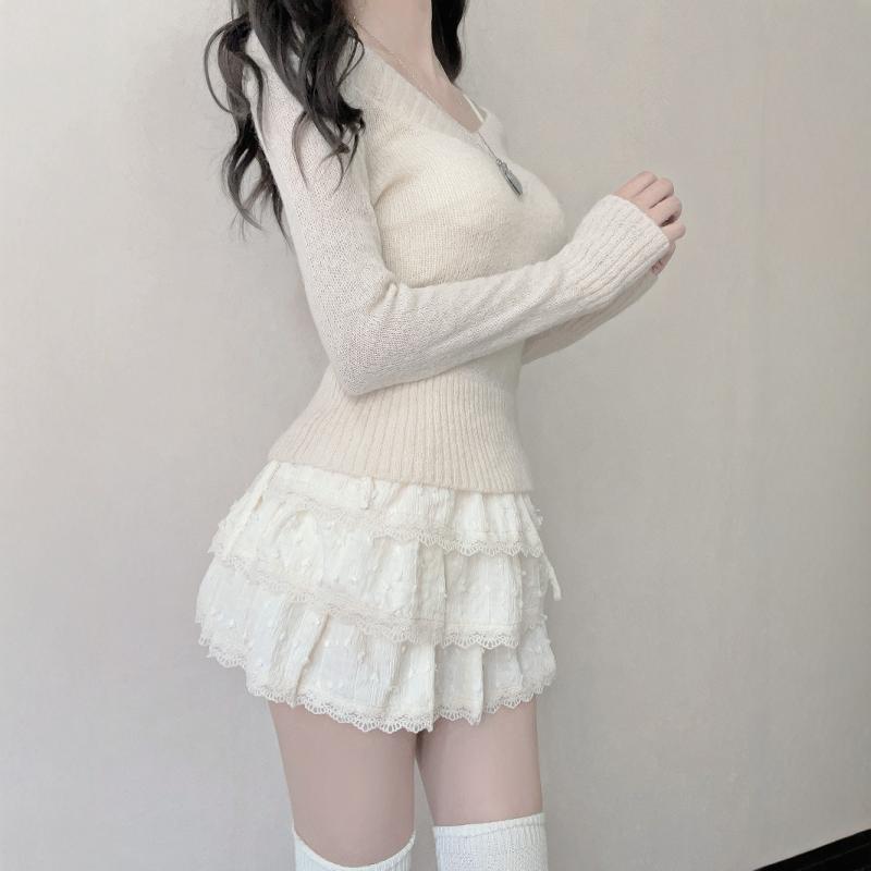 Vintage V-neck lace off-shoulder sweater