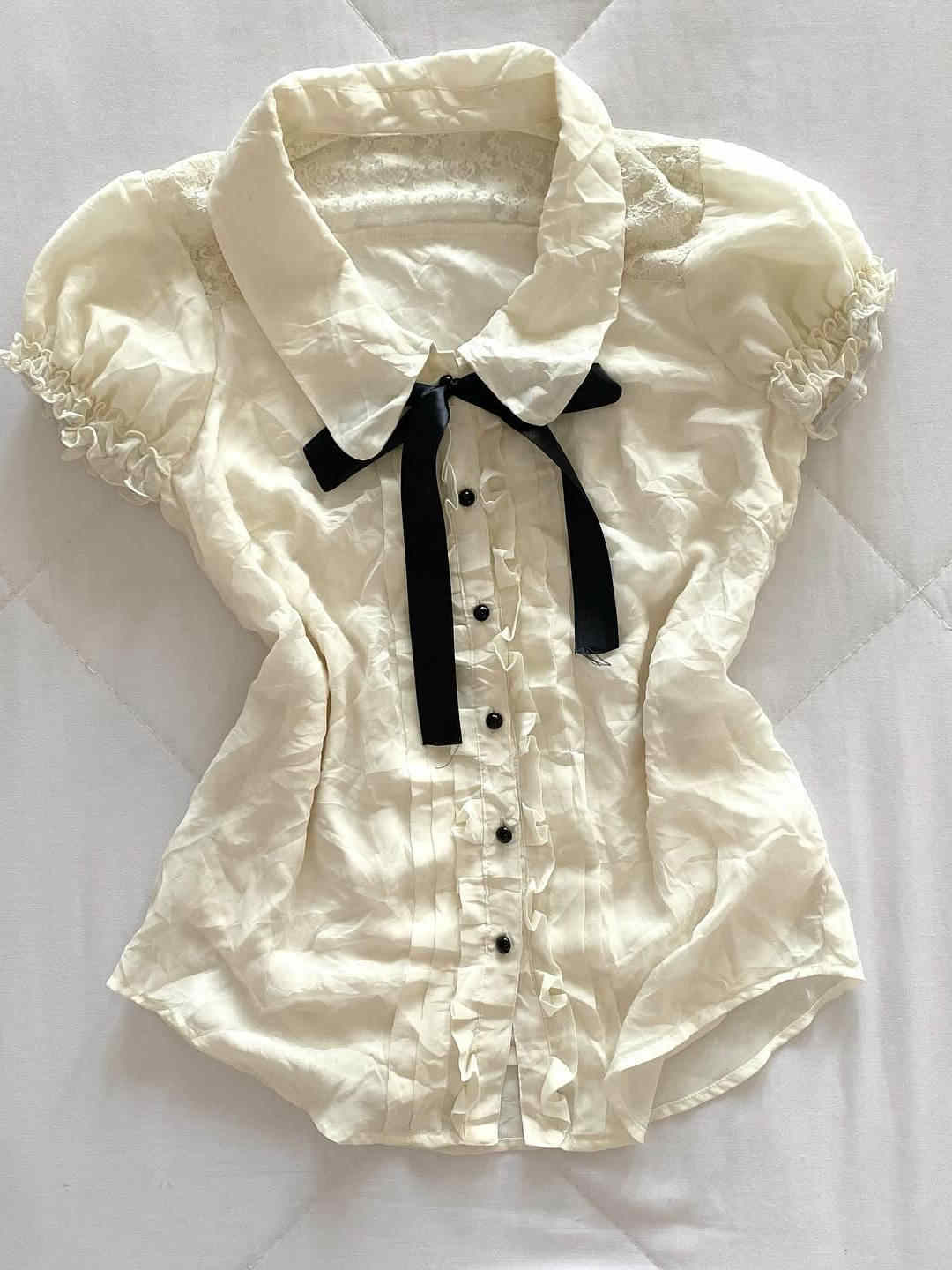 Lace Splicing Doll Collar Shirt
