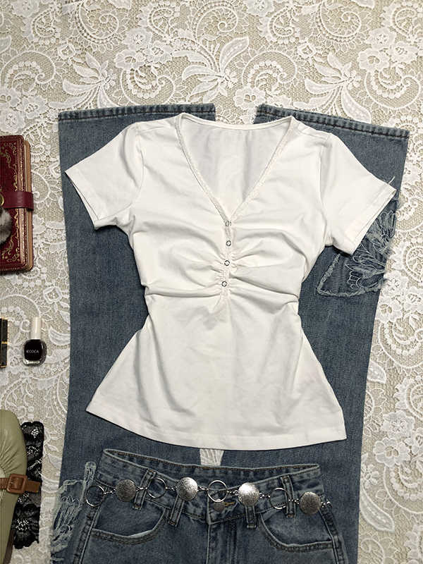 Pleated V-neck T-shirt
