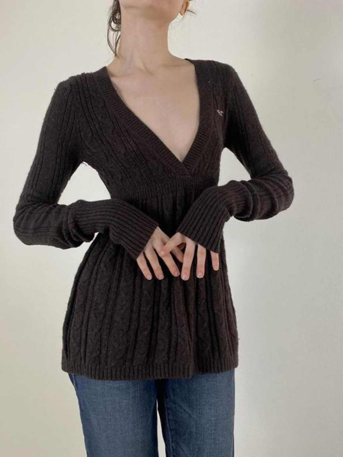 Soft Girl Ancient V-neck Twist Sweater