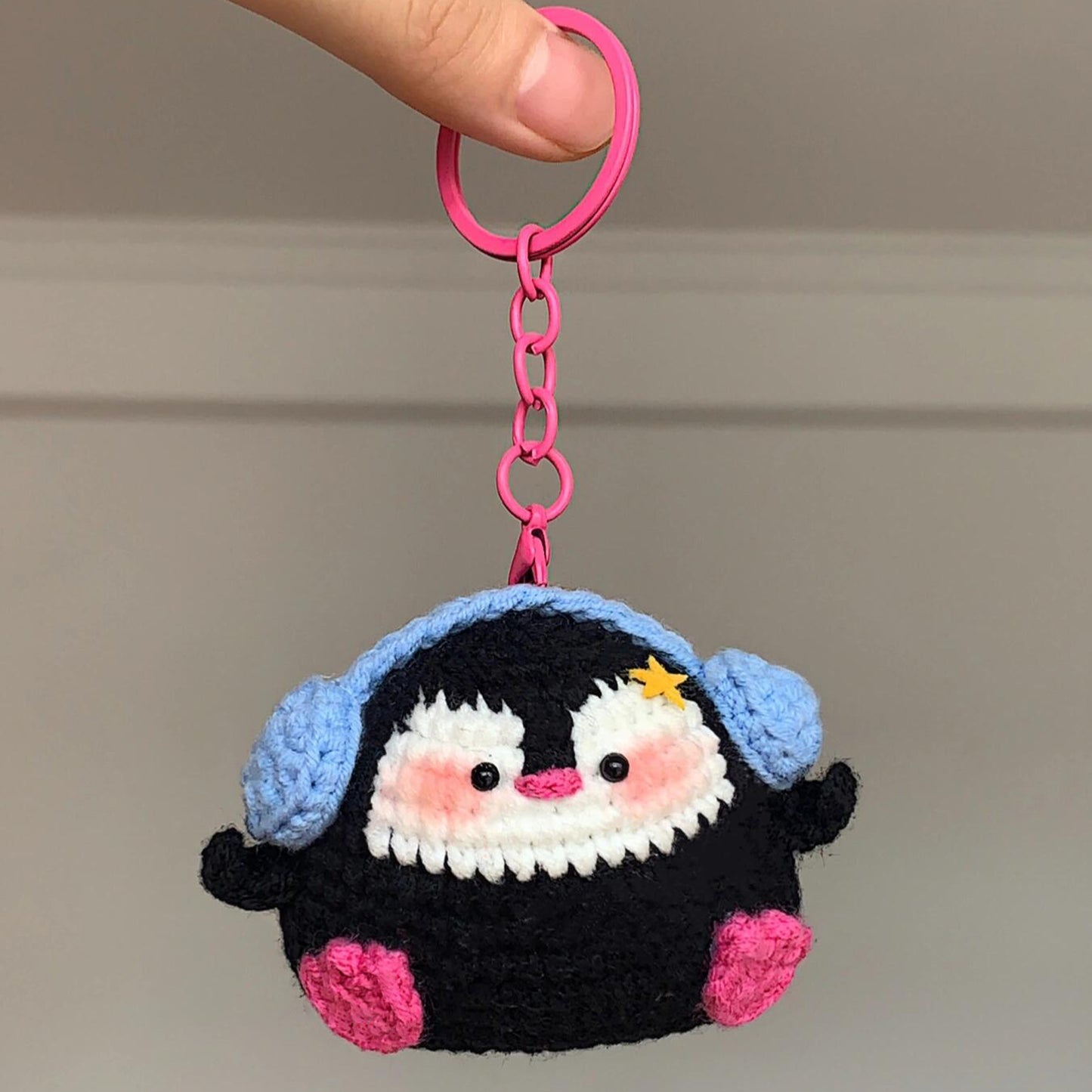 diy wool Cute earphones little penguin doll pendant