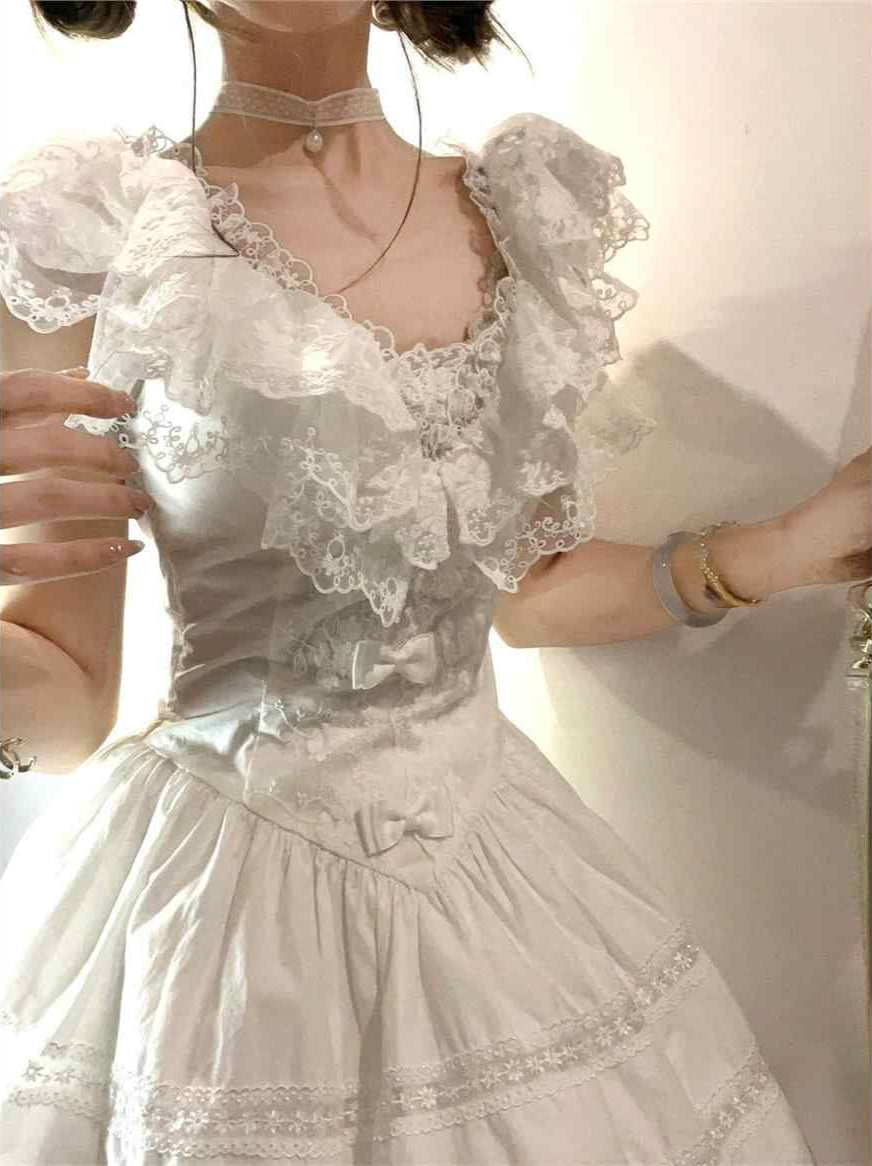 Princess Lace V-neck Cake Dress