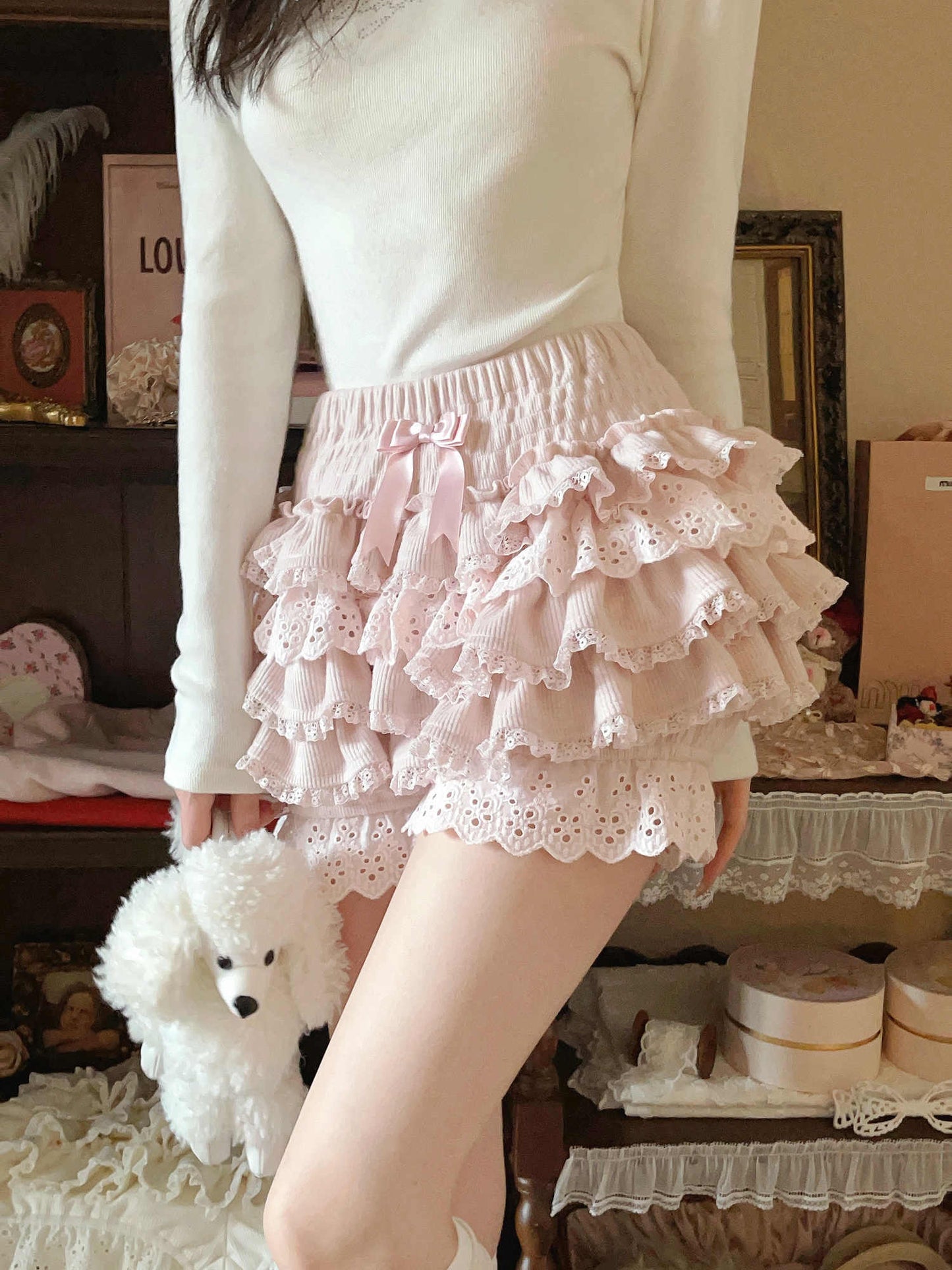 Milk Knitted Multi-layered Cake Shorts