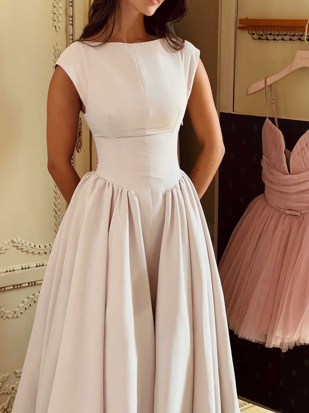 Exquisite Backless Corset Dress