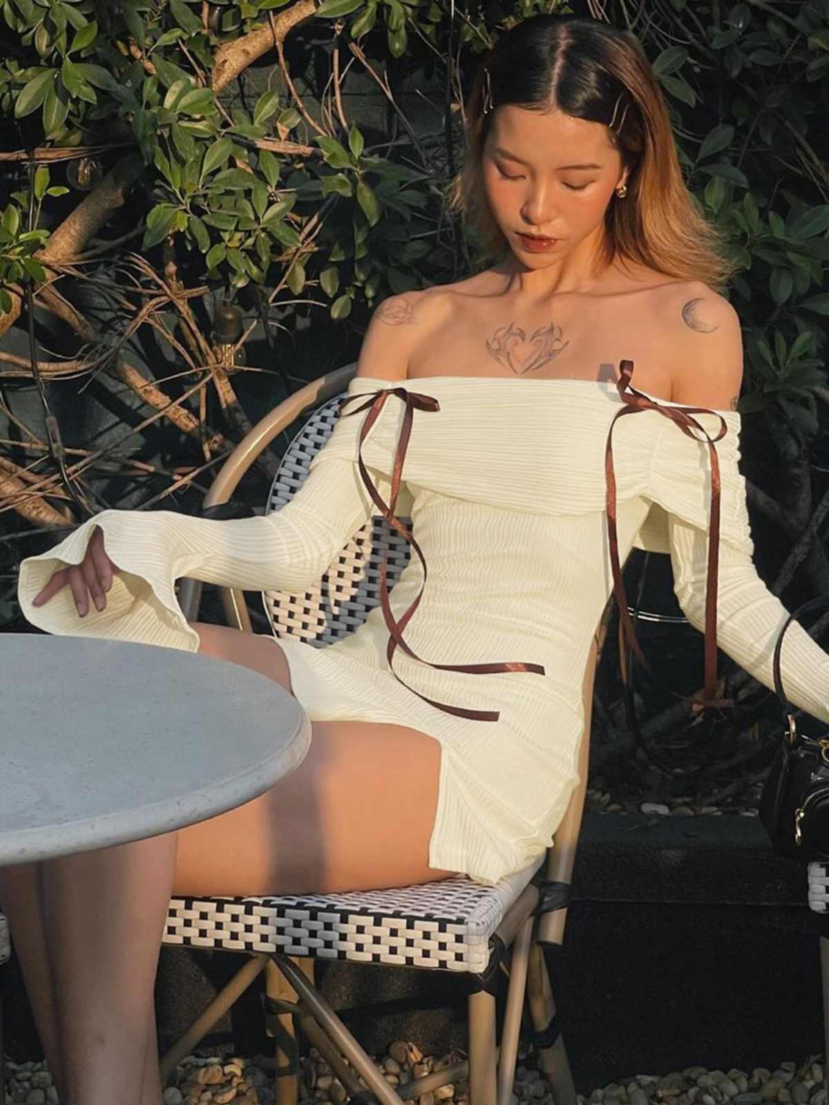 Ribbons Trumpet Long-sleeved Dress