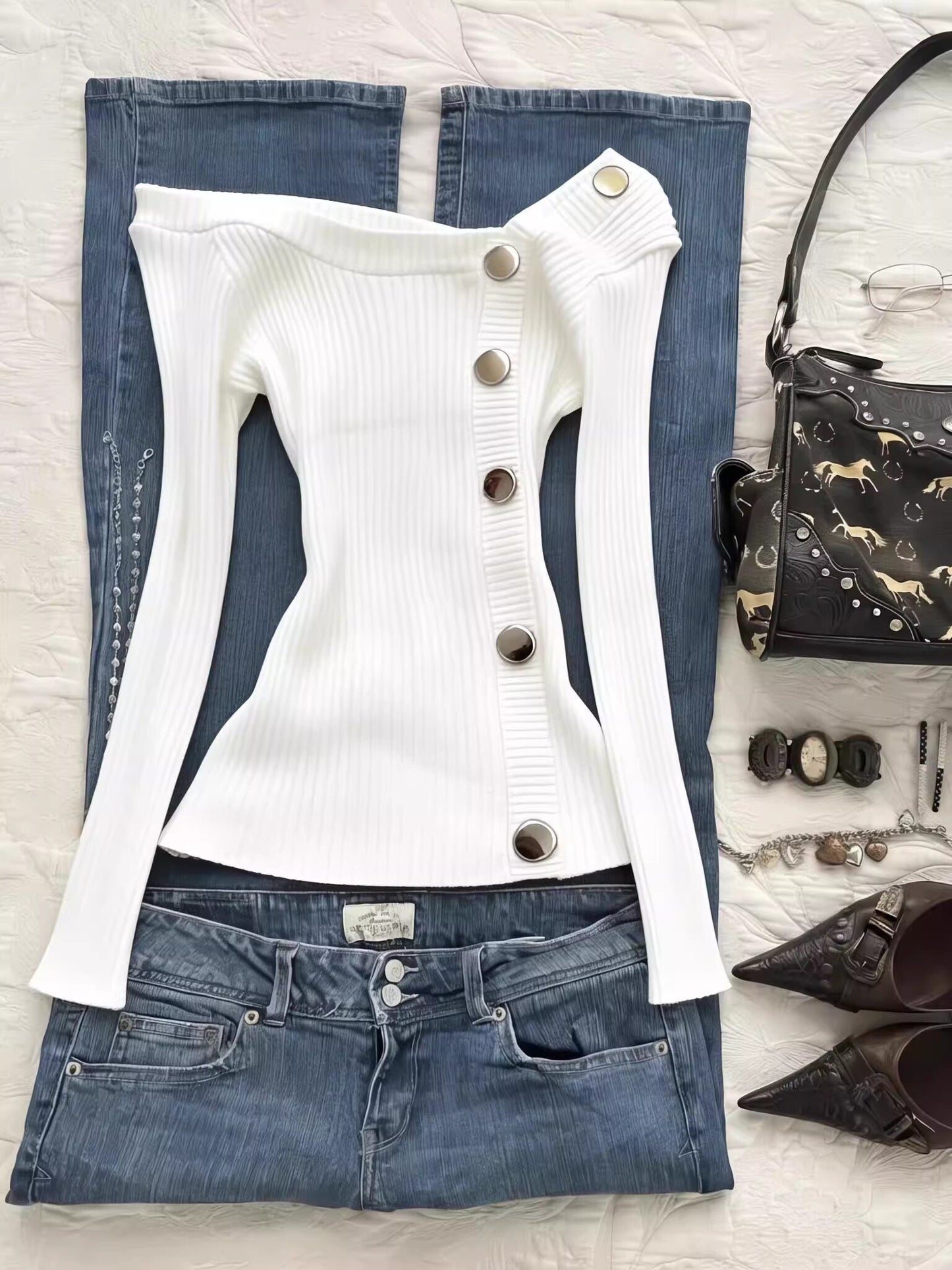 retro buttons long-sleeved top