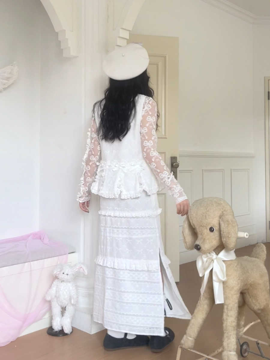 Lovely Poem Bow Plush Top