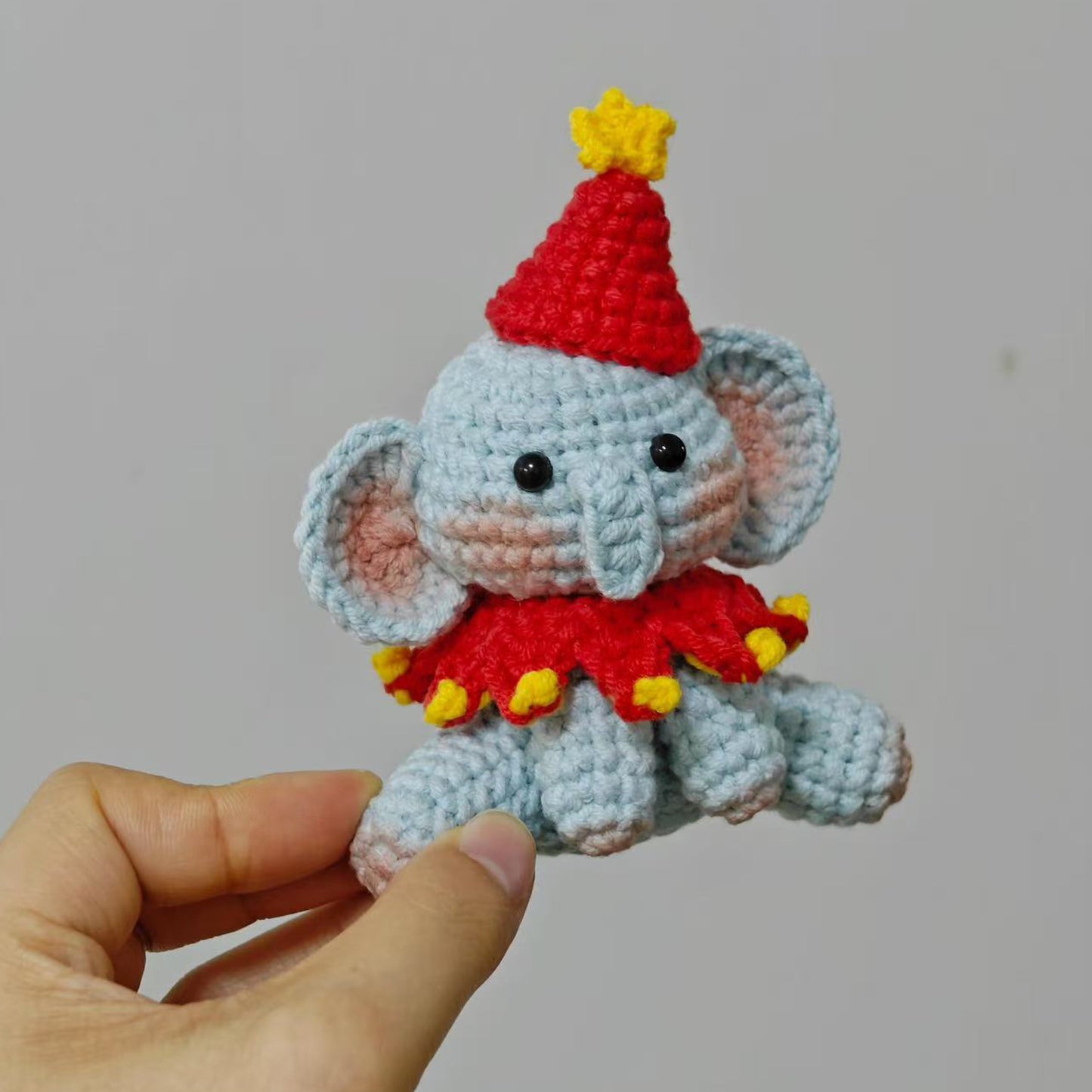 diy wool circus elephant pendant