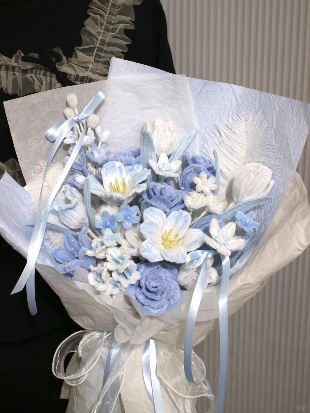 handmade twist stick blue rose bouquet
