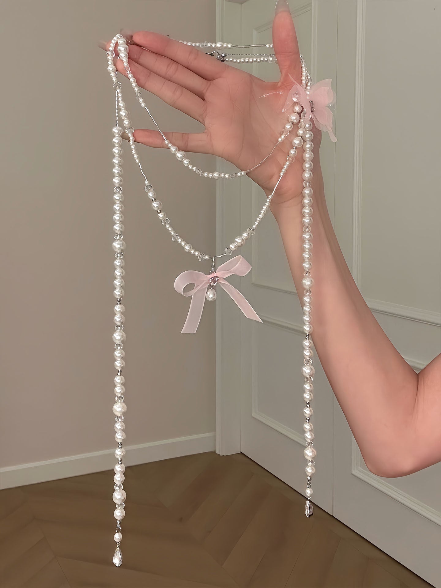 pearls coquette bow necklace
