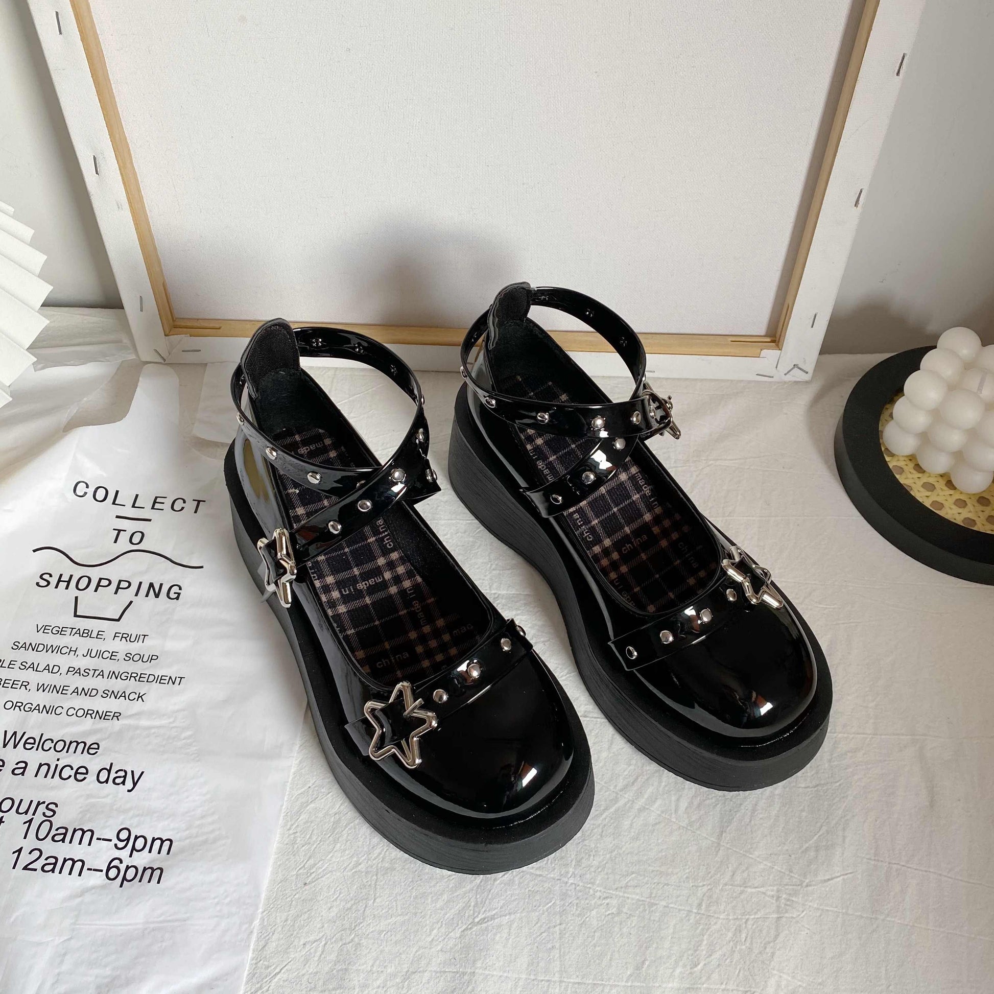 Preppy Star Plaid Leather Mary Jane Shoes