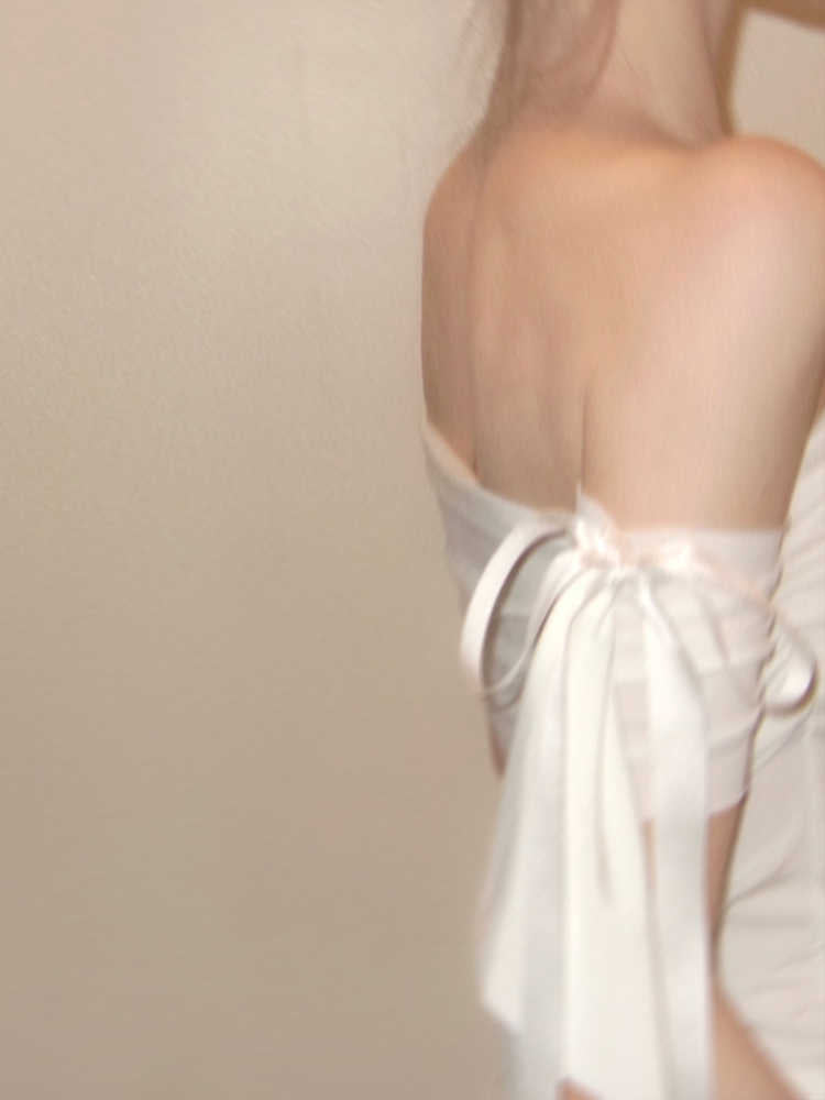 Moonlight Bow Off-shoulder Top