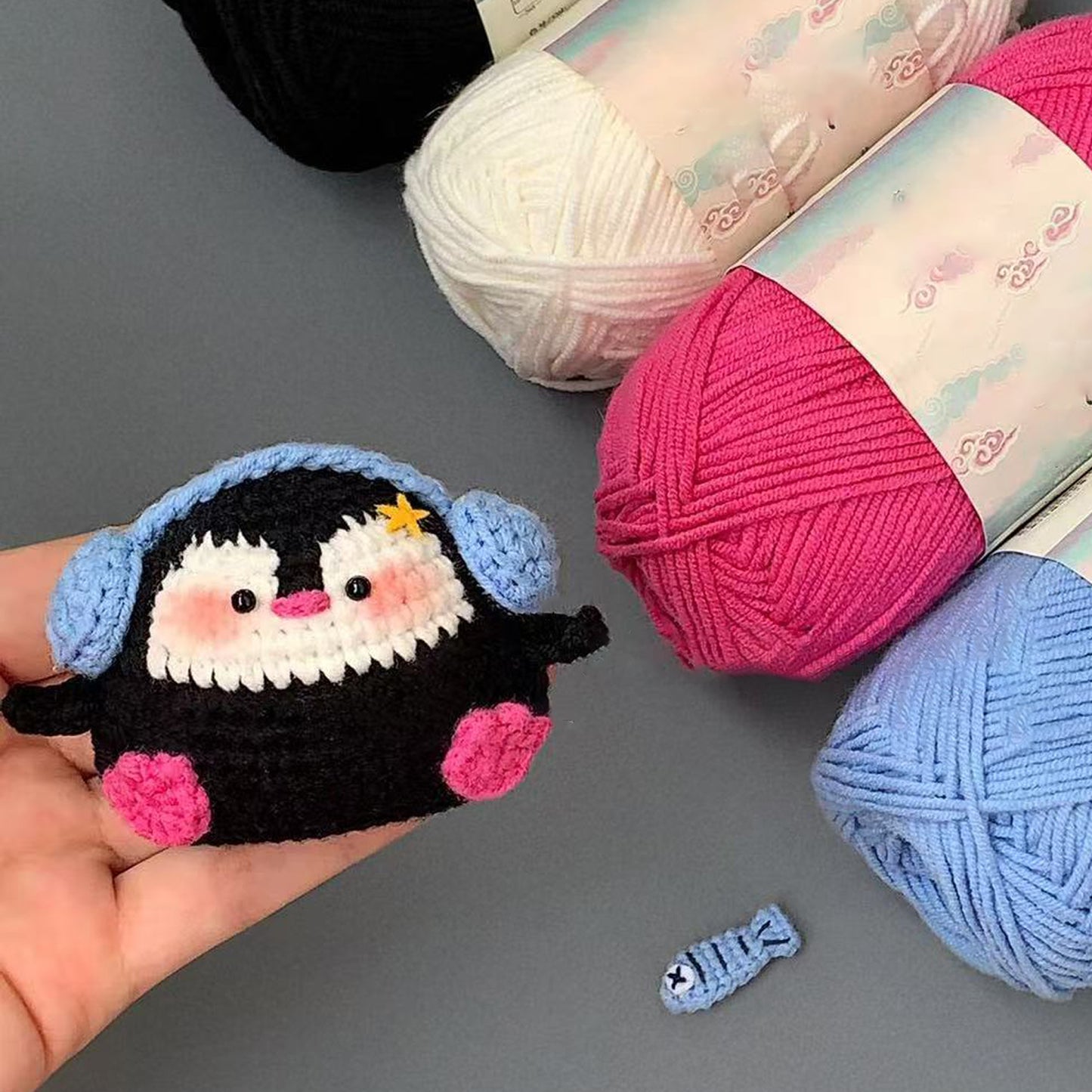 diy wool Cute earphones little penguin doll pendant