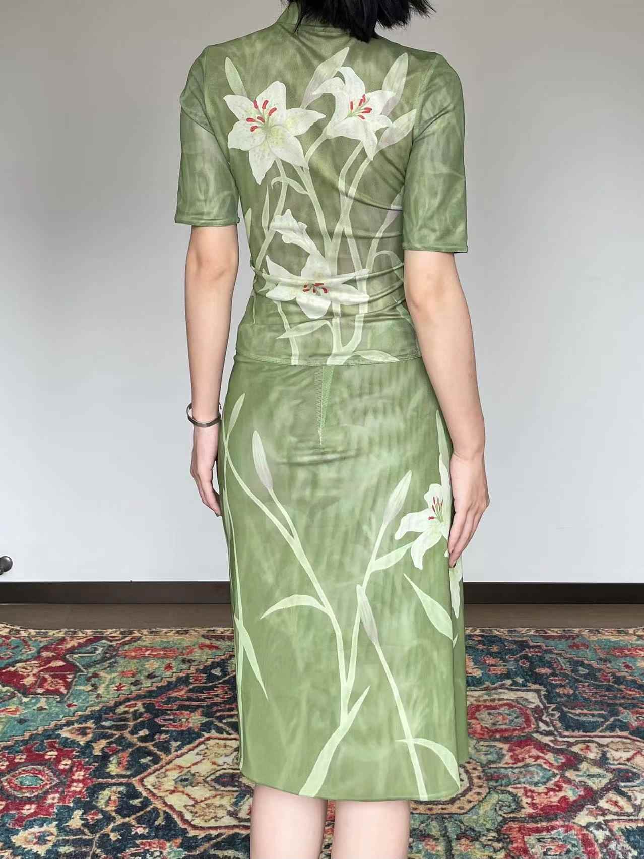 Lily Flower Reversible Cheongsam Top