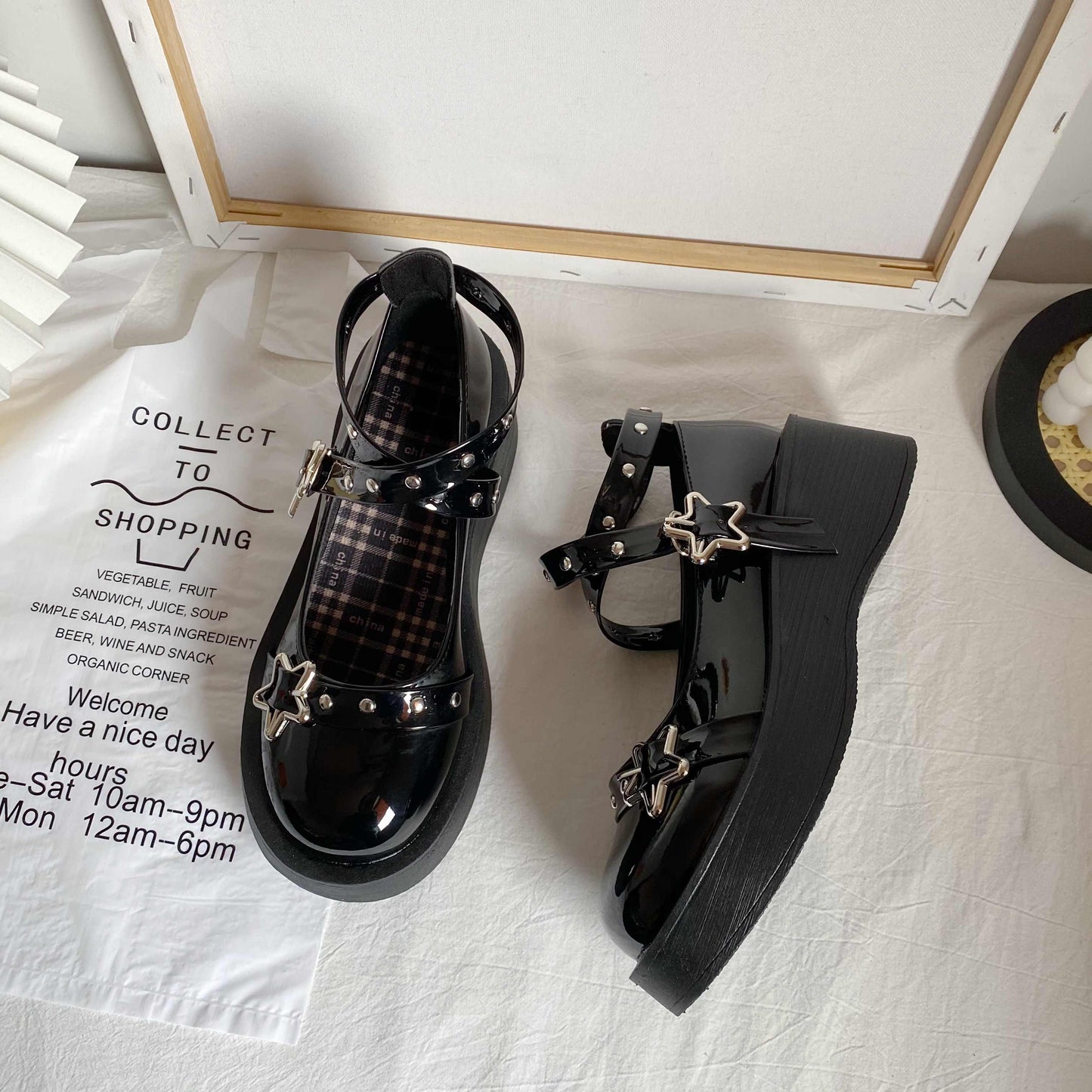 Preppy Star Plaid Leather Mary Jane Shoes