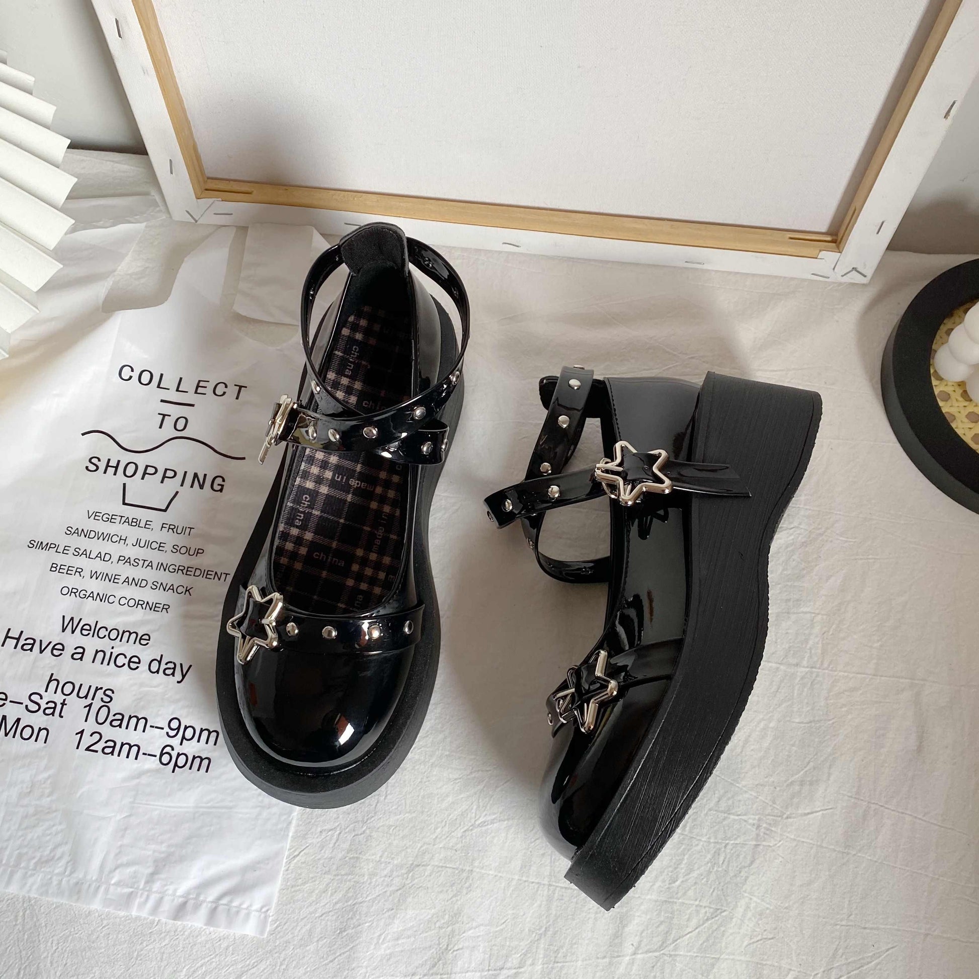 Preppy Star Plaid Leather Mary Jane Shoes
