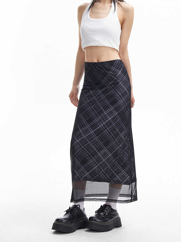 Preppy Retro Black Plaid Maxi Skirt
