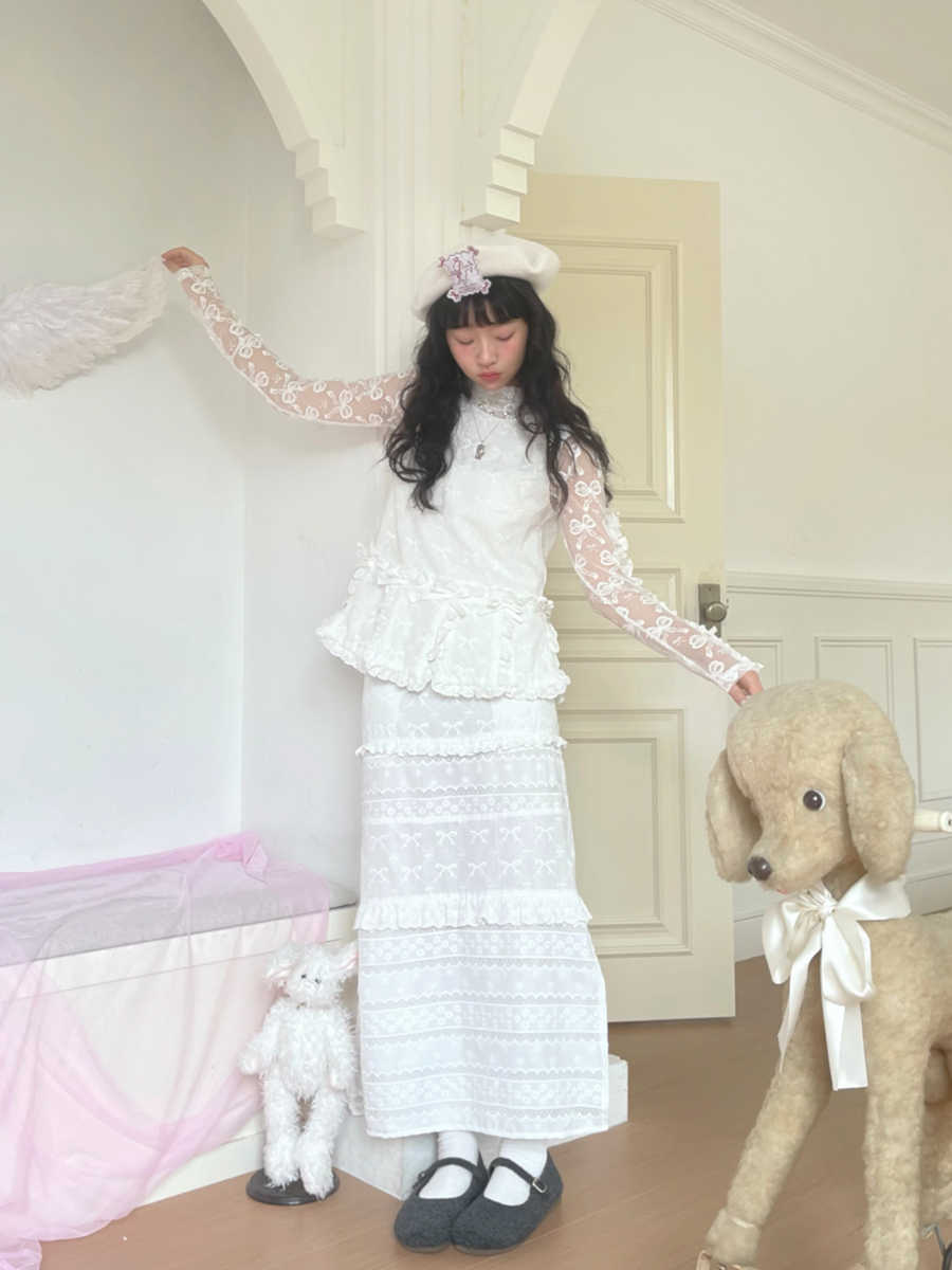 Lovely Poem Bow Plush Top