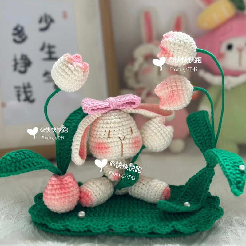 DIY wool tulip bunny doll
