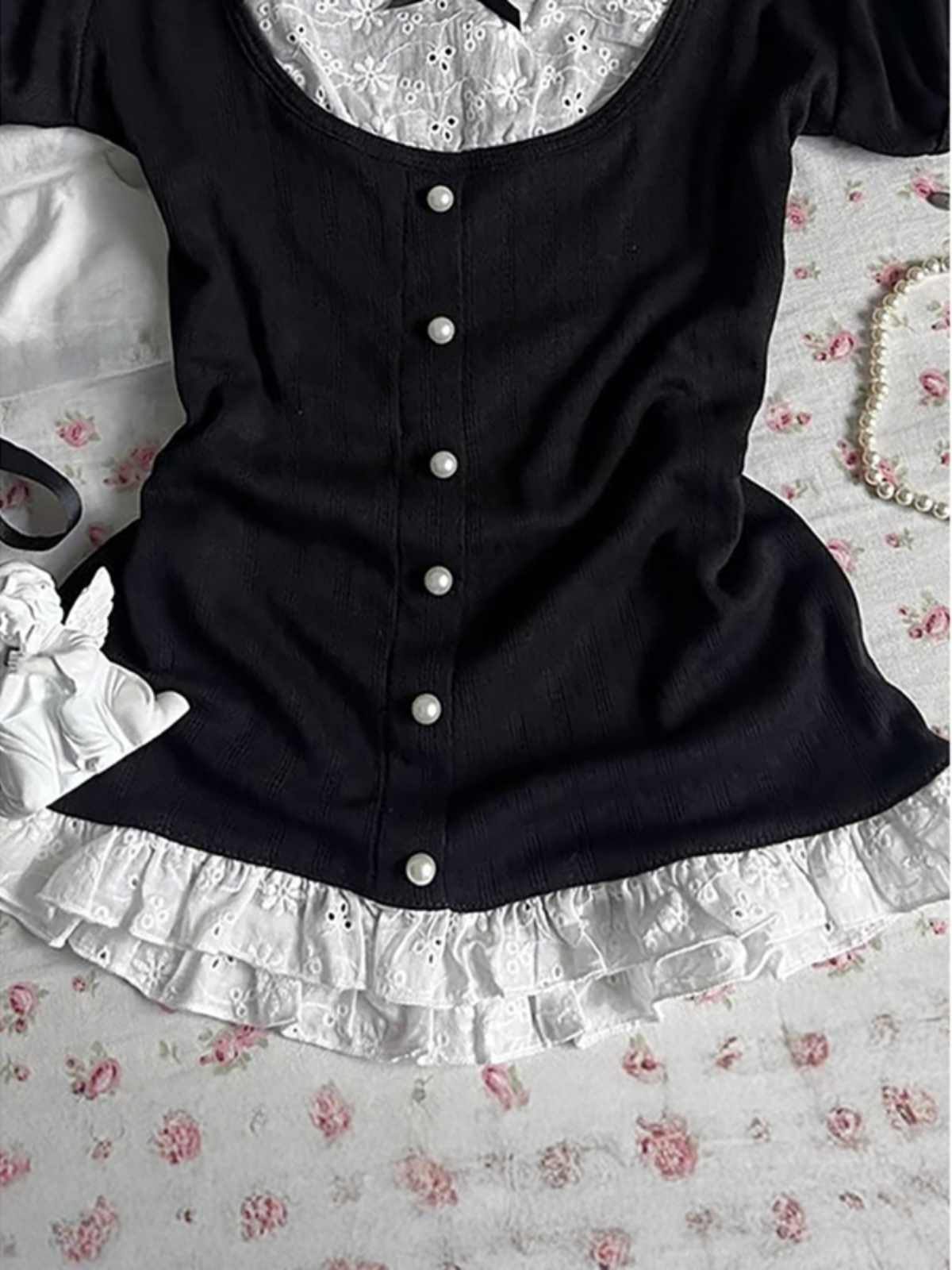 Retro Black Fake Two-piece Shirt