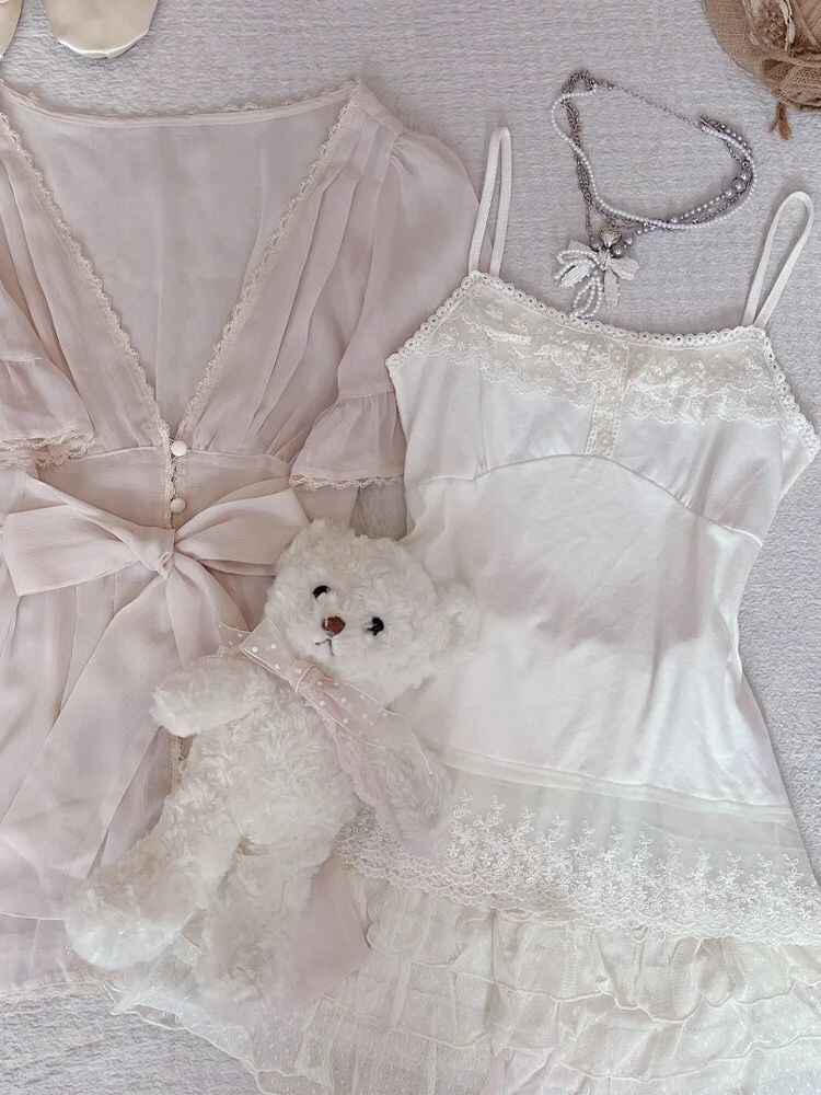Pink Lace Cardigan Three-piece Suit