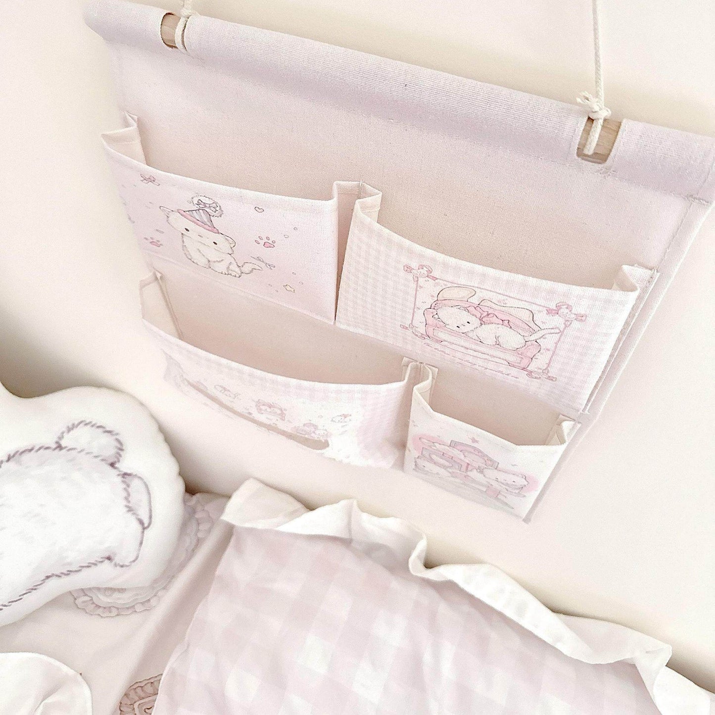 kawaii wall-mounted storage bag