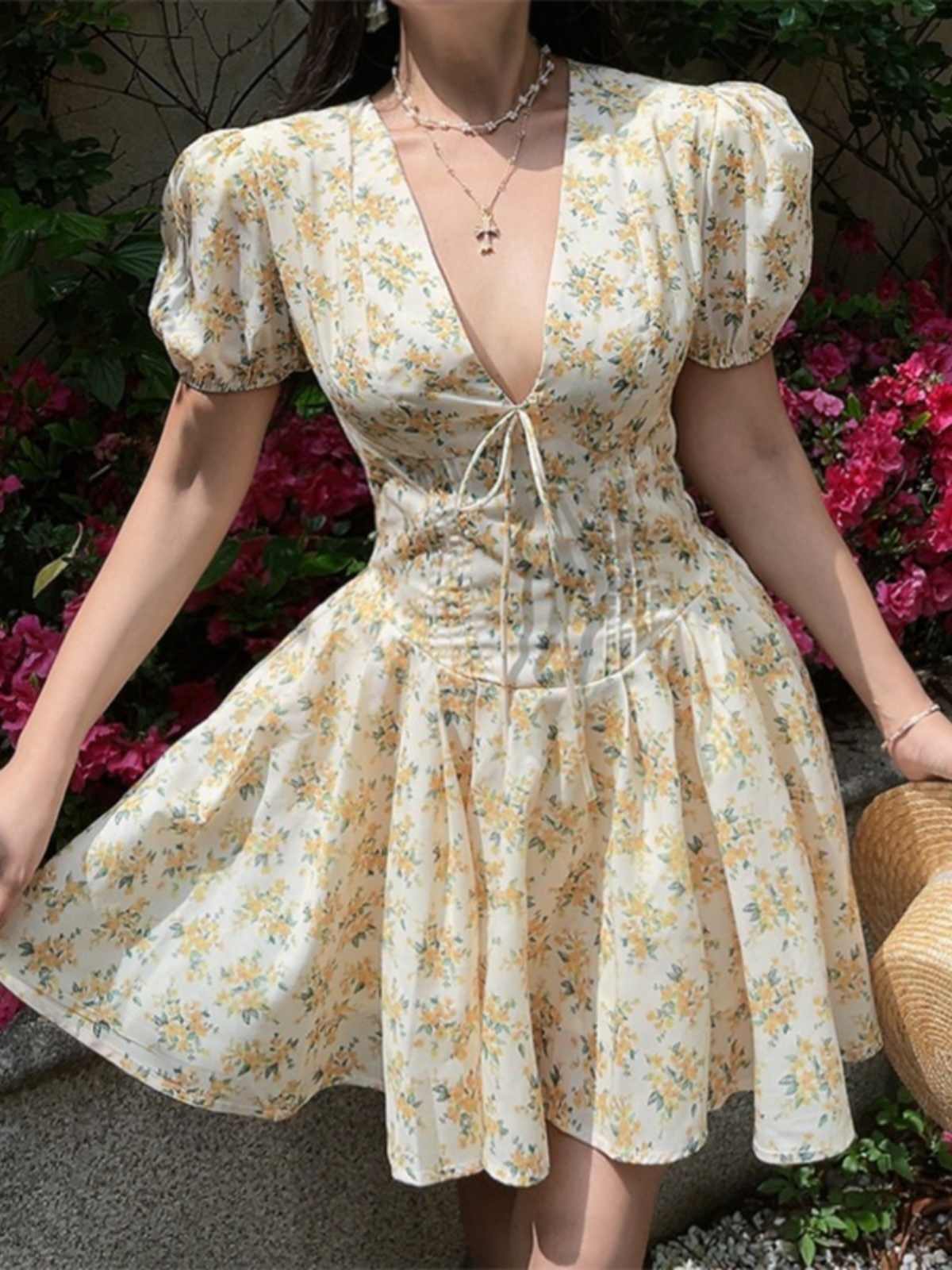 V-neck Puff Sleeve Floral Dress