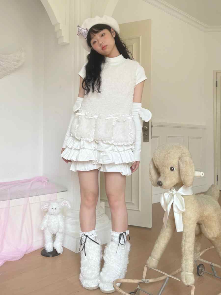 Lovely Poem Bow Plush Top