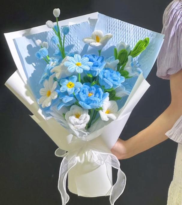 handmade twist stick blue rose bouquet