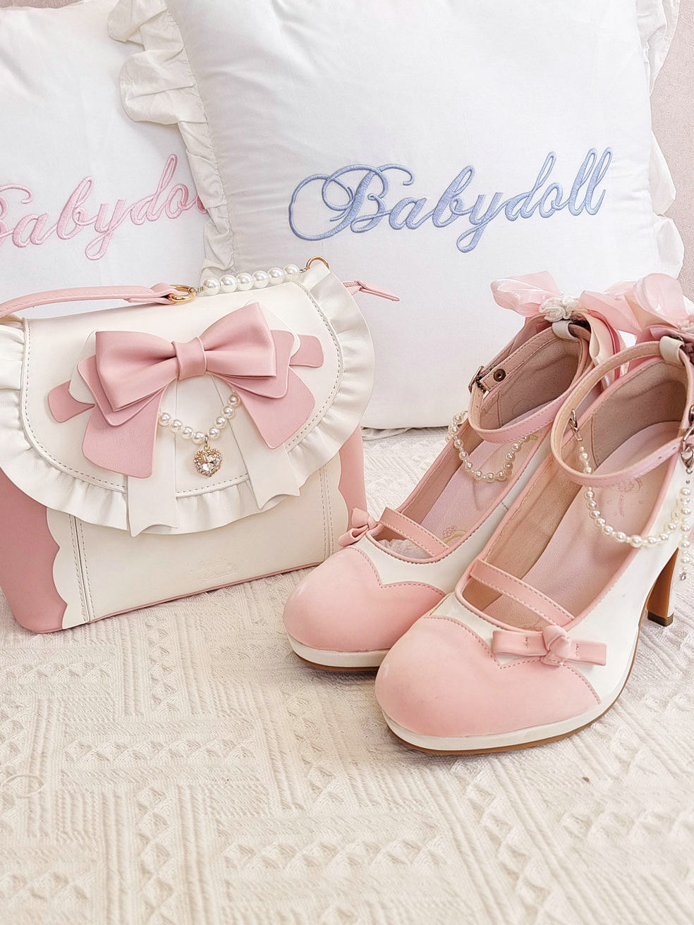 sweet pink bow handbag