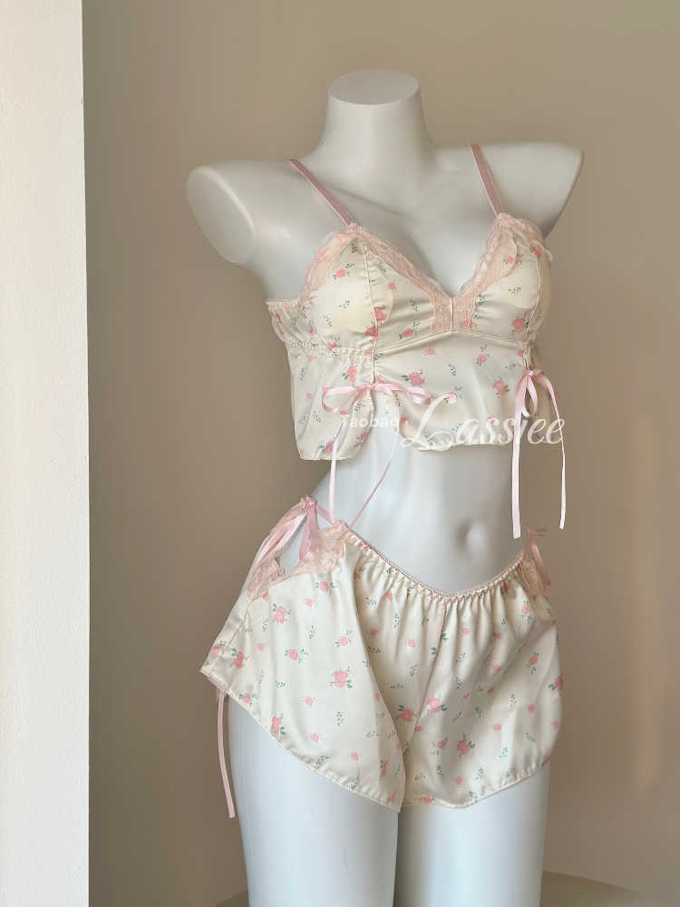 Floral Japanese Style Pajamas