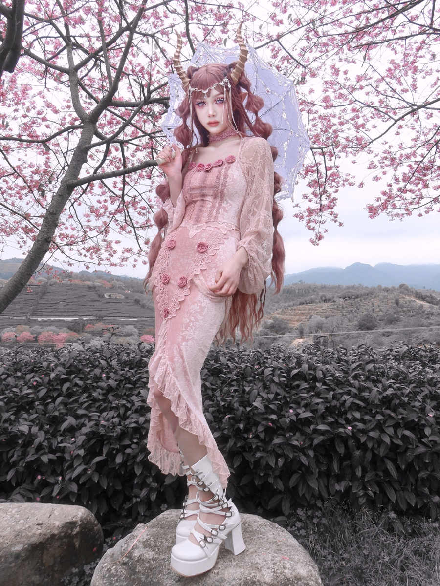 Goth Velvet Rose Fishtail Skirt