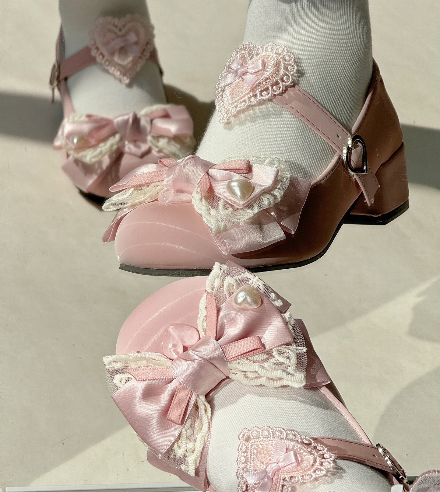 Cream Sweetheart Cat Eyelid Lolita Shoes