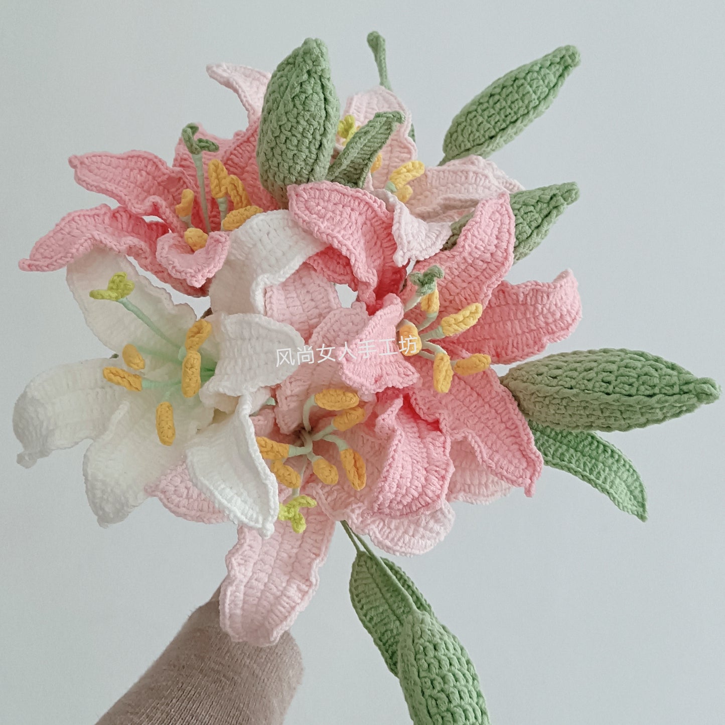 lily wool hand-woven flower