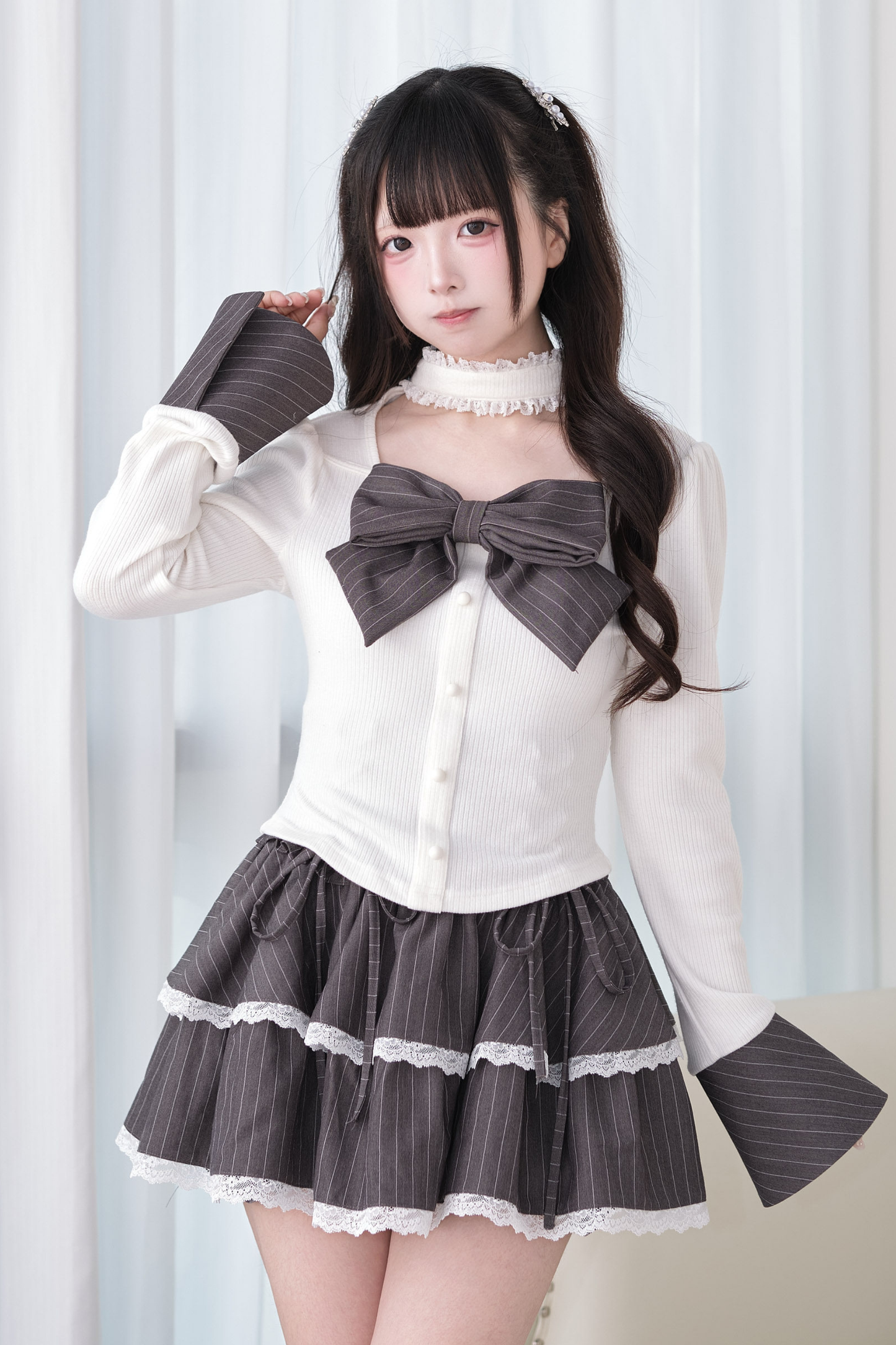 Large Bow Choker Knit Top