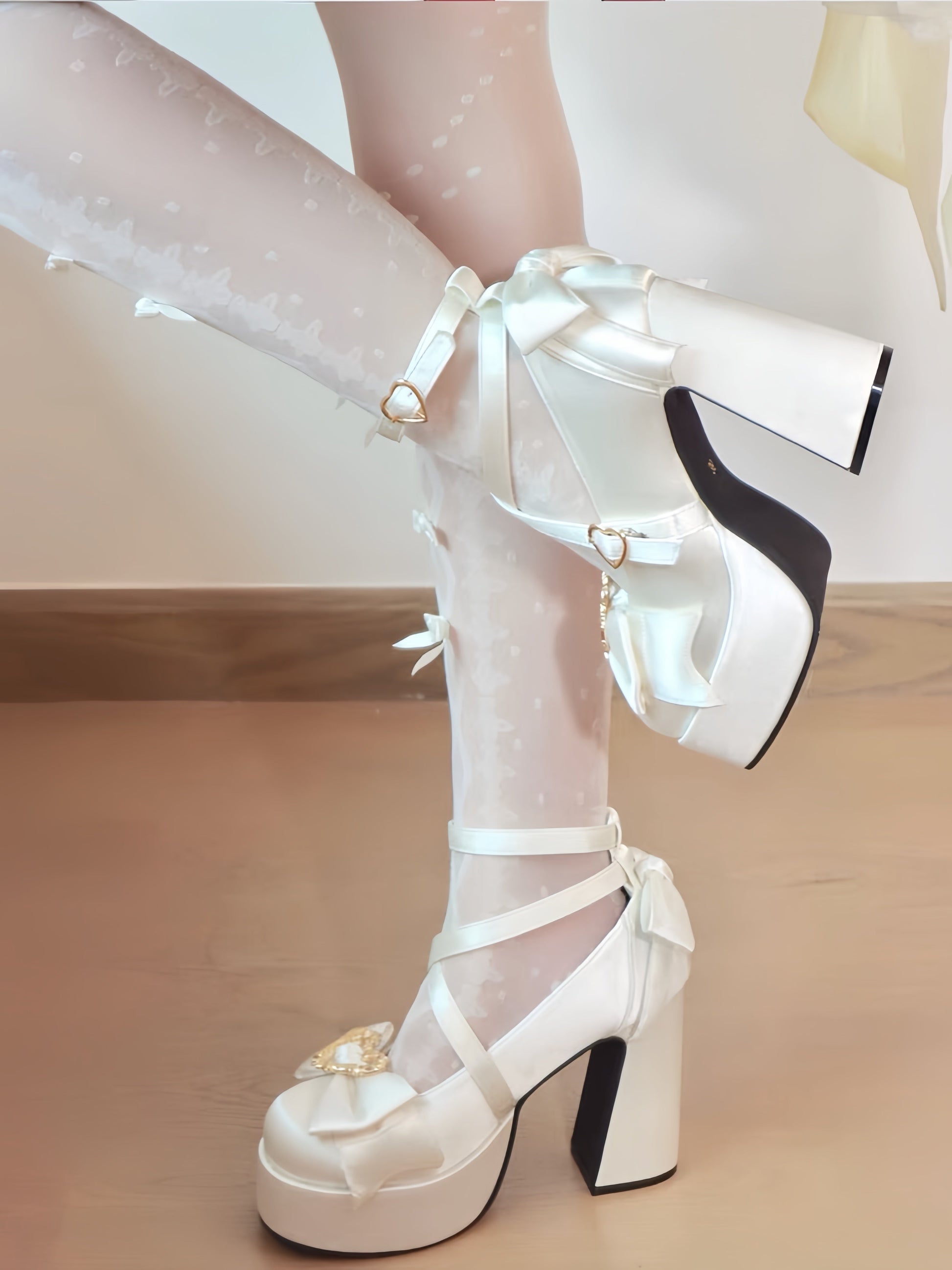 Mousse Heart High Heels