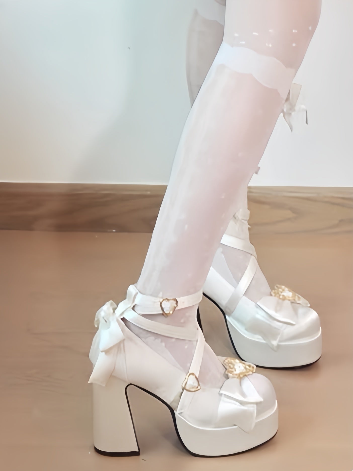 Mousse Heart High Heels