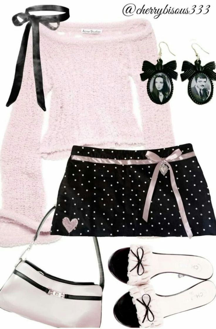 Pink-lined polka dot pleated A-line skirt