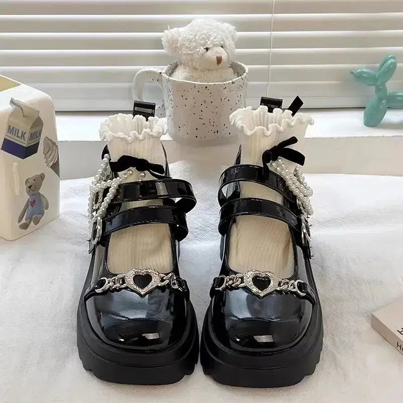 Heart Accessory Chunky Platform Mary Jane Shoes Black