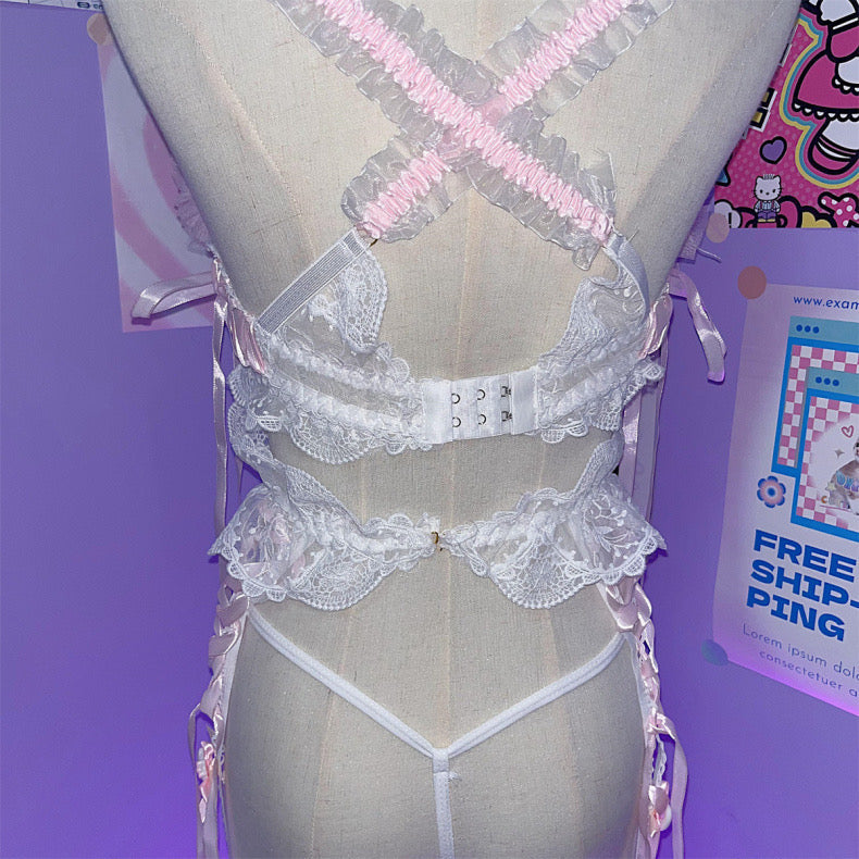 Sweet lace three-piece suit
