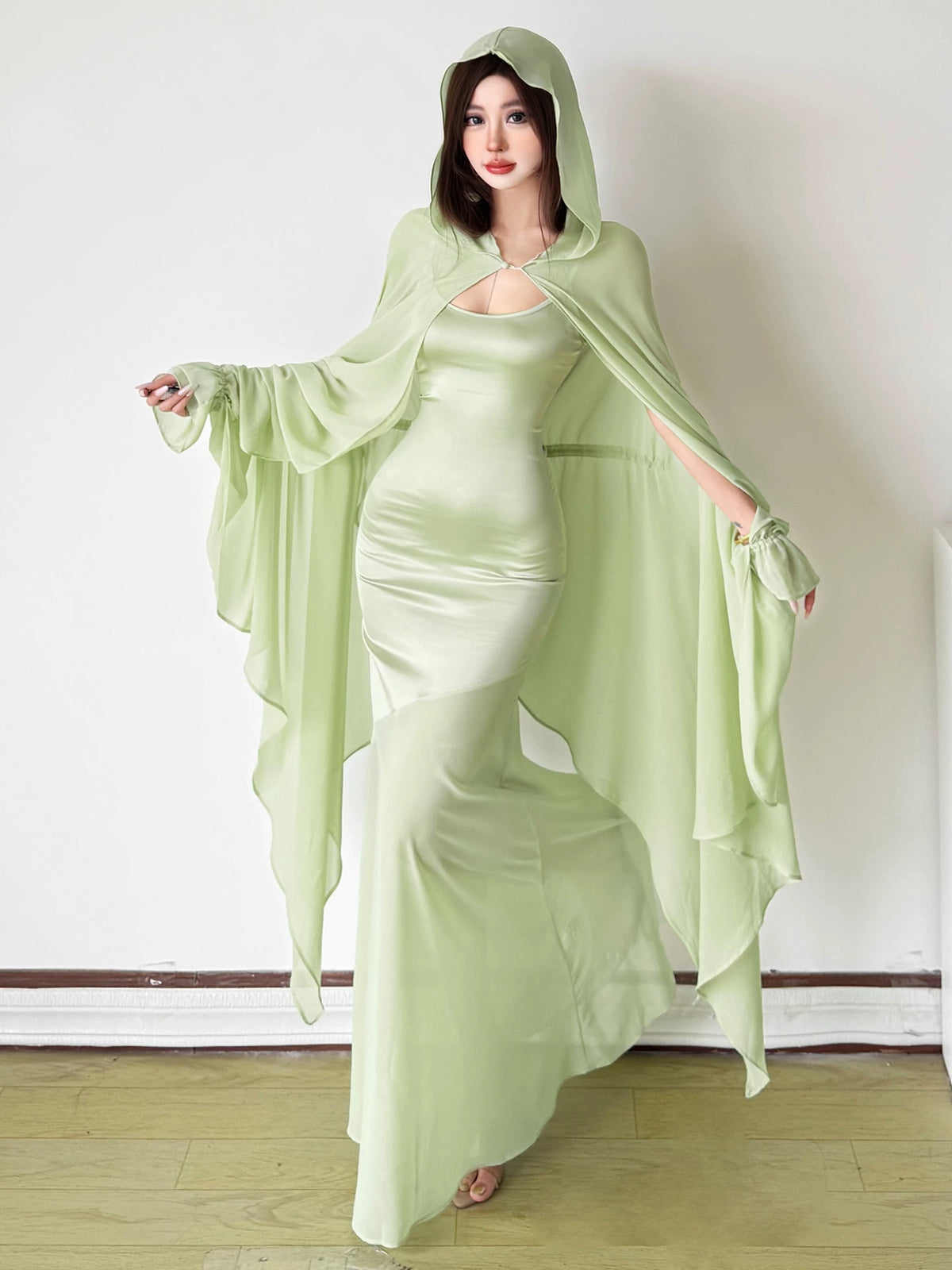 KLIOU Forest-Inspired Cool-Toned Soft-Mist Green Figure-Hugging Cami Dress with Hooded Shawl Set
