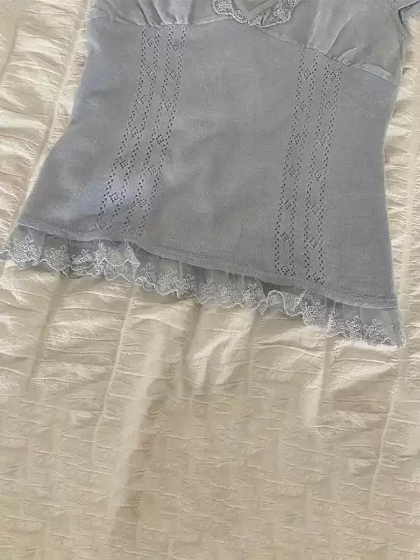 blue lace stitching V-neck top