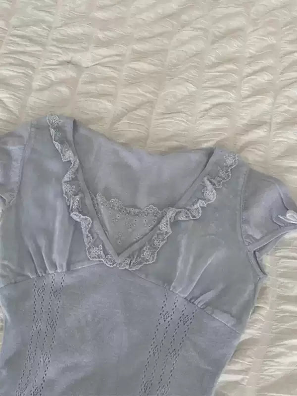 blue lace stitching V-neck top