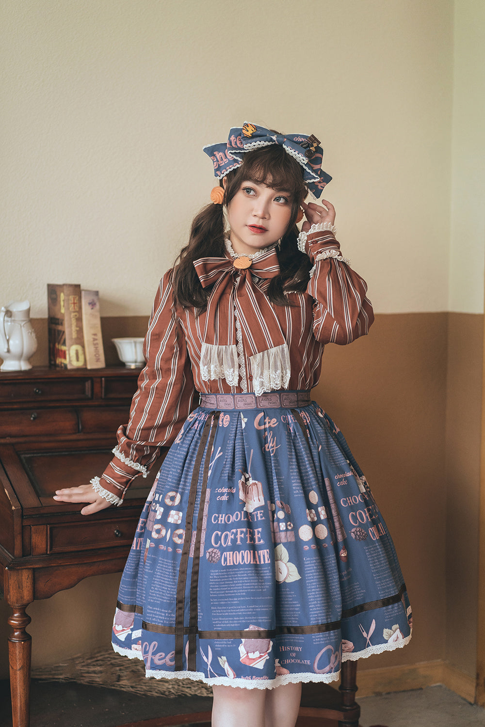 Chocolate Daily Light Sweet Stripe Lolita Blouse