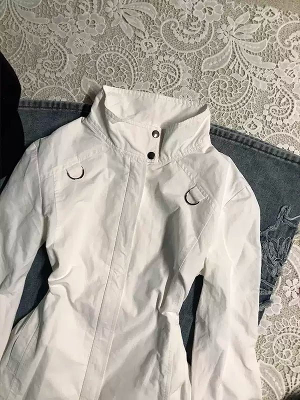 White stand-up collar long-sleeved shirt