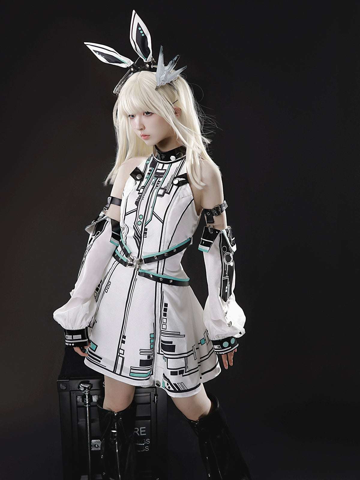 Warrior Futuristic Mechanical Cyberpunk Suit