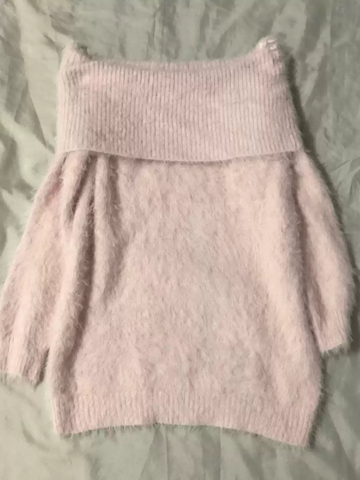 Soft Girl Pink Cuffed Off-shoulder Sweater